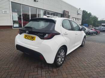 Used Toyota Yaris 2023 for sale - 75008269: Photo