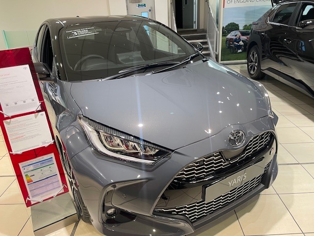 Used Toyota Yaris for sale - 76834797: Photo 1