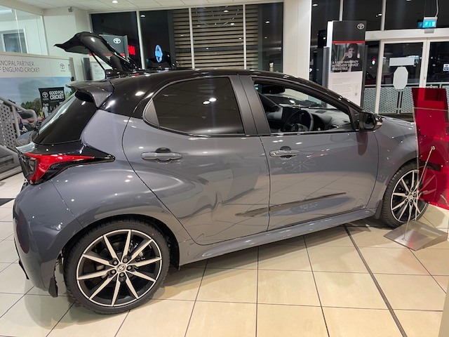 Used Toyota Yaris for sale - 76834797: Photo 8