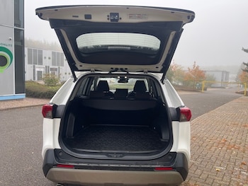 Used Toyota RAV4 2023 for sale - 76276654: Photo