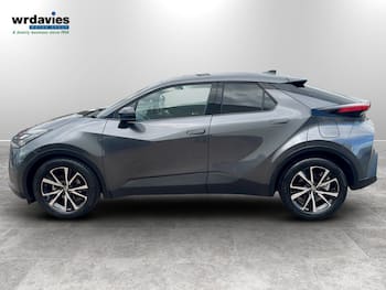 Used Toyota C-HR 2025 for sale - 79817742: Photo