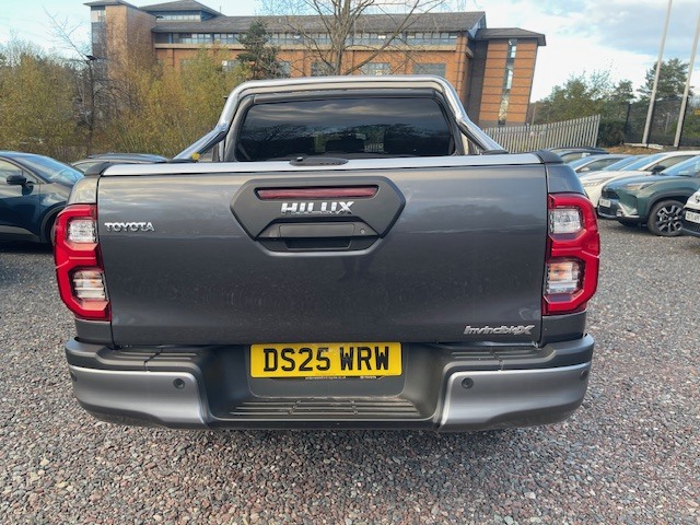Used Toyota Hilux 2025 for sale - 76623464: Photo 2