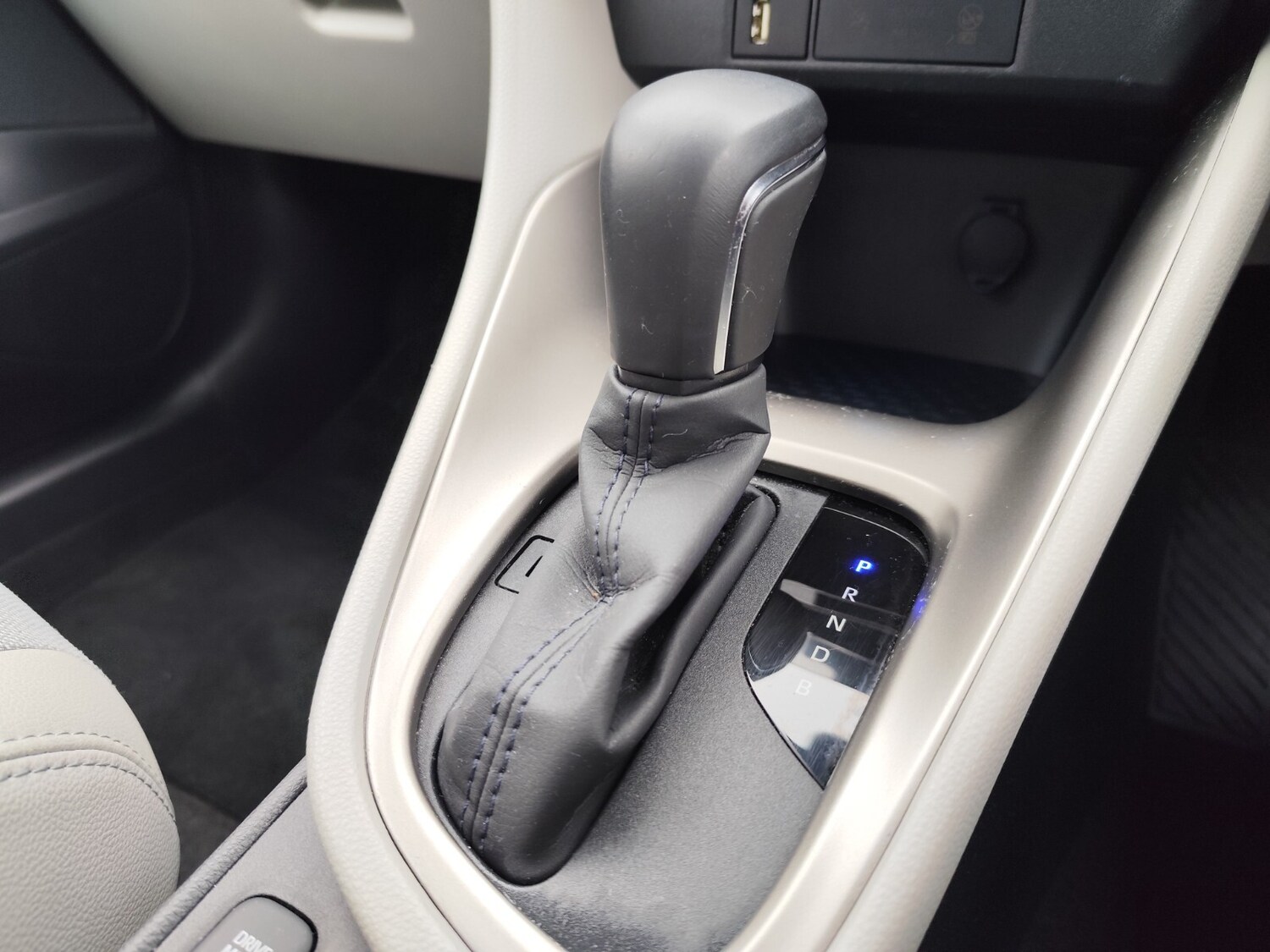 Used Toyota Yaris 2023 for sale - 77399305: Photo 28