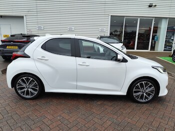 Used Toyota Yaris 2023 for sale - 77399305: Photo