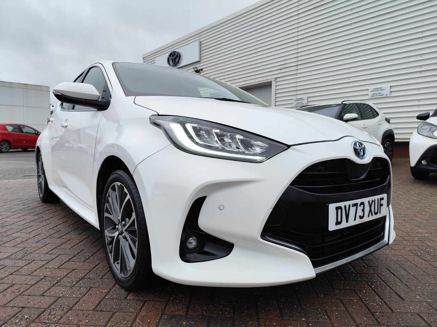 Used Toyota Yaris 2023 for sale - 77399305: Photo 32