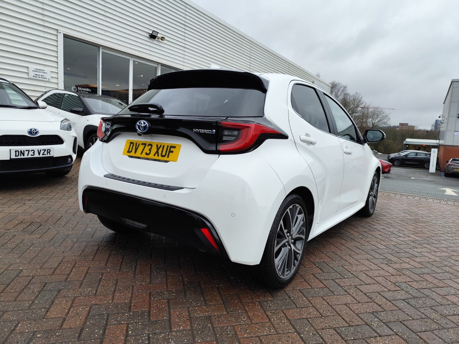 Used Toyota Yaris 2023 for sale - 77399305: Photo 34