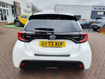 Used Toyota Yaris 2023 for sale - 77399305: Photo