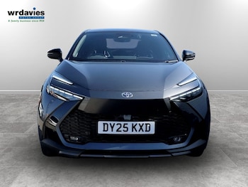 Used Toyota C-HR 2025 for sale - 77897142: Photo