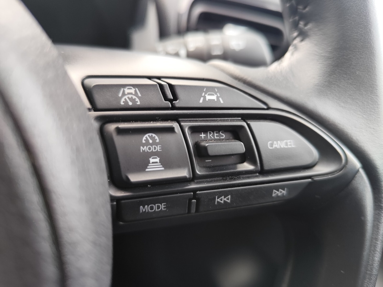 Used Toyota Yaris 2024 for sale - 76400671: Photo 16