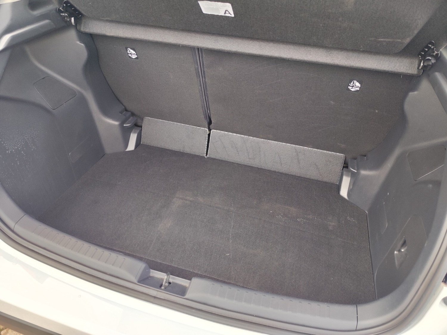 Used Toyota Yaris 2024 for sale - 76400671: Photo 6