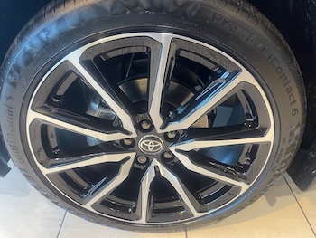 Used Toyota C-HR undefined for sale - 76622220: Photo