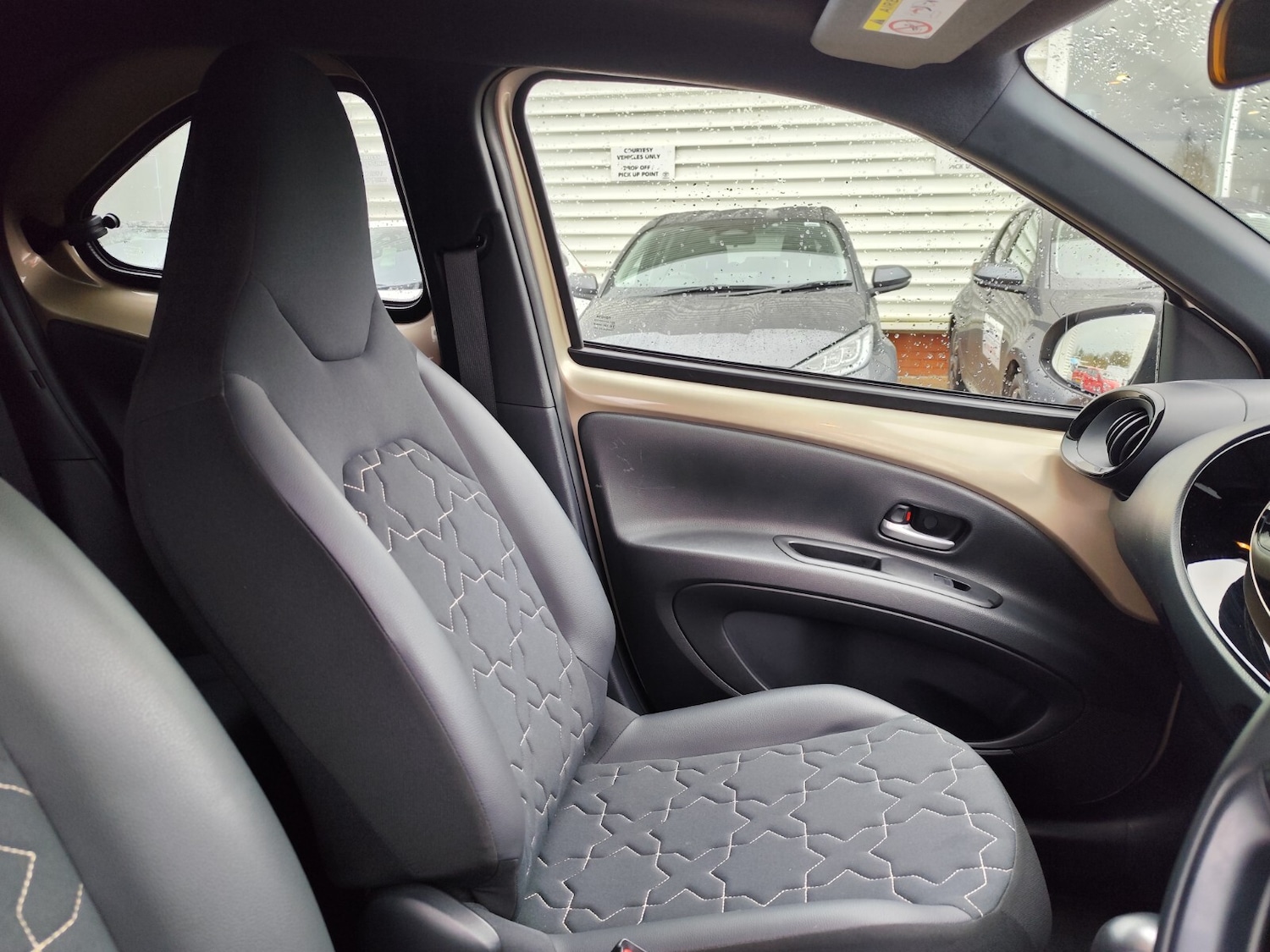 Used Toyota Aygo X 2022 for sale - 76589815: Photo 28