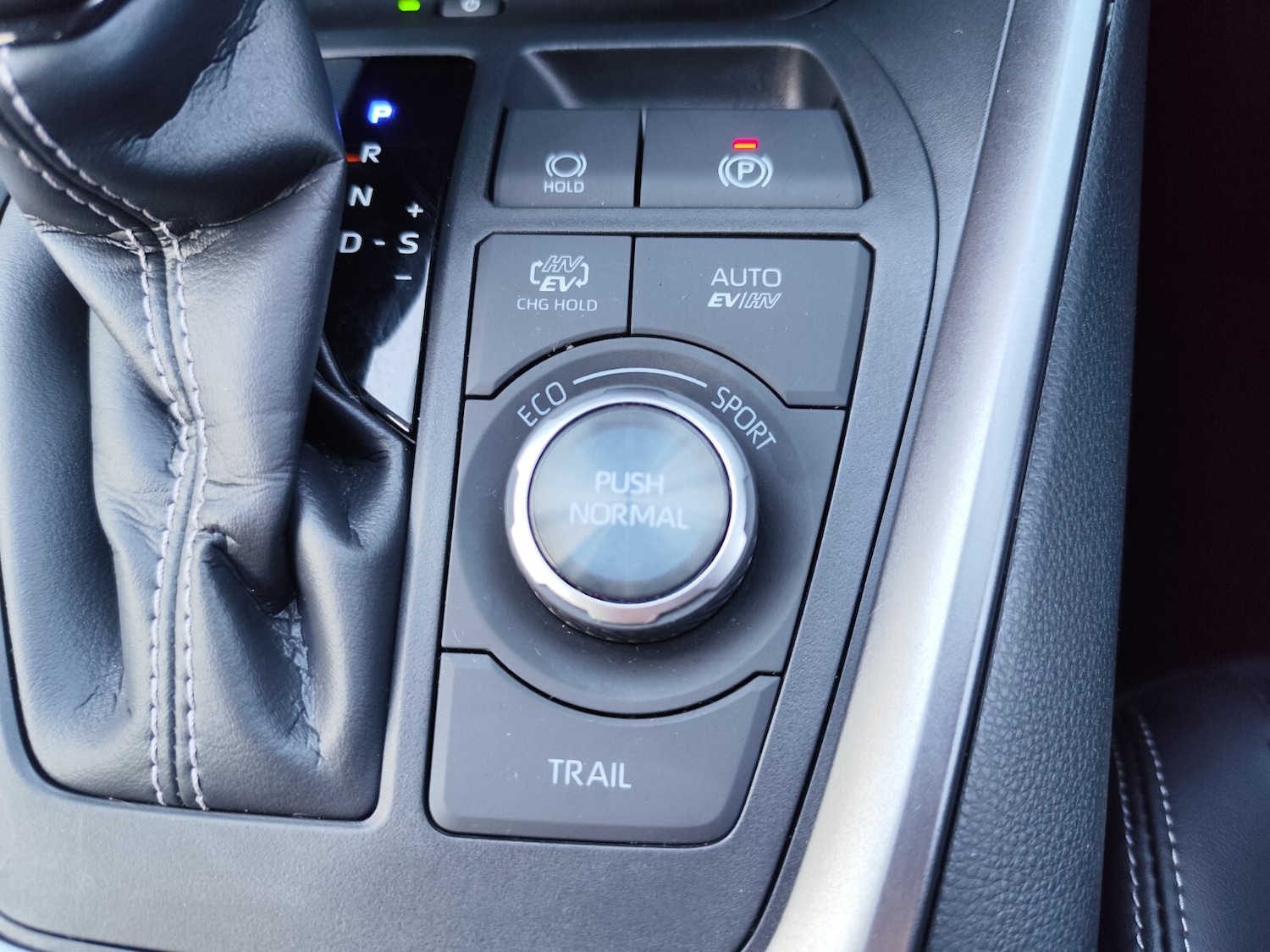 Used Toyota RAV4 2025 for sale - 77434891: Photo 38