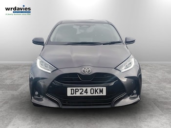Used Toyota Yaris 2024 for sale - 78102995: Photo