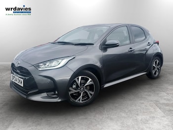 Used Toyota Yaris 2024 for sale - 78102995: Photo