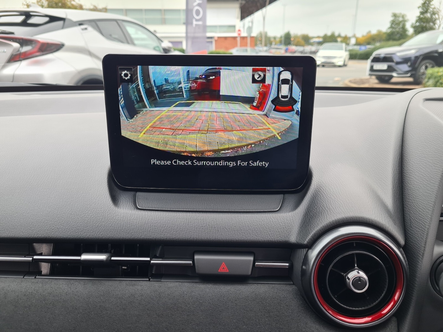 Used Mazda Mazda2 2024 for sale - 77393461: Photo 16