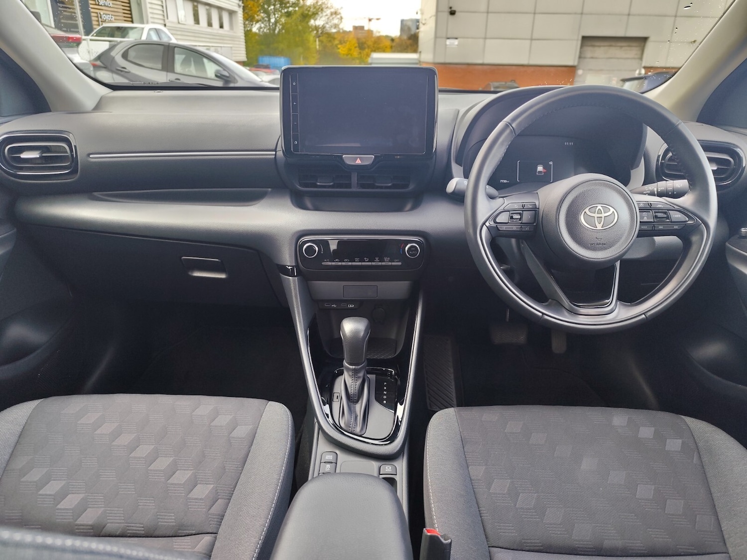 Used Toyota Yaris 2024 for sale - 76400685: Photo 13