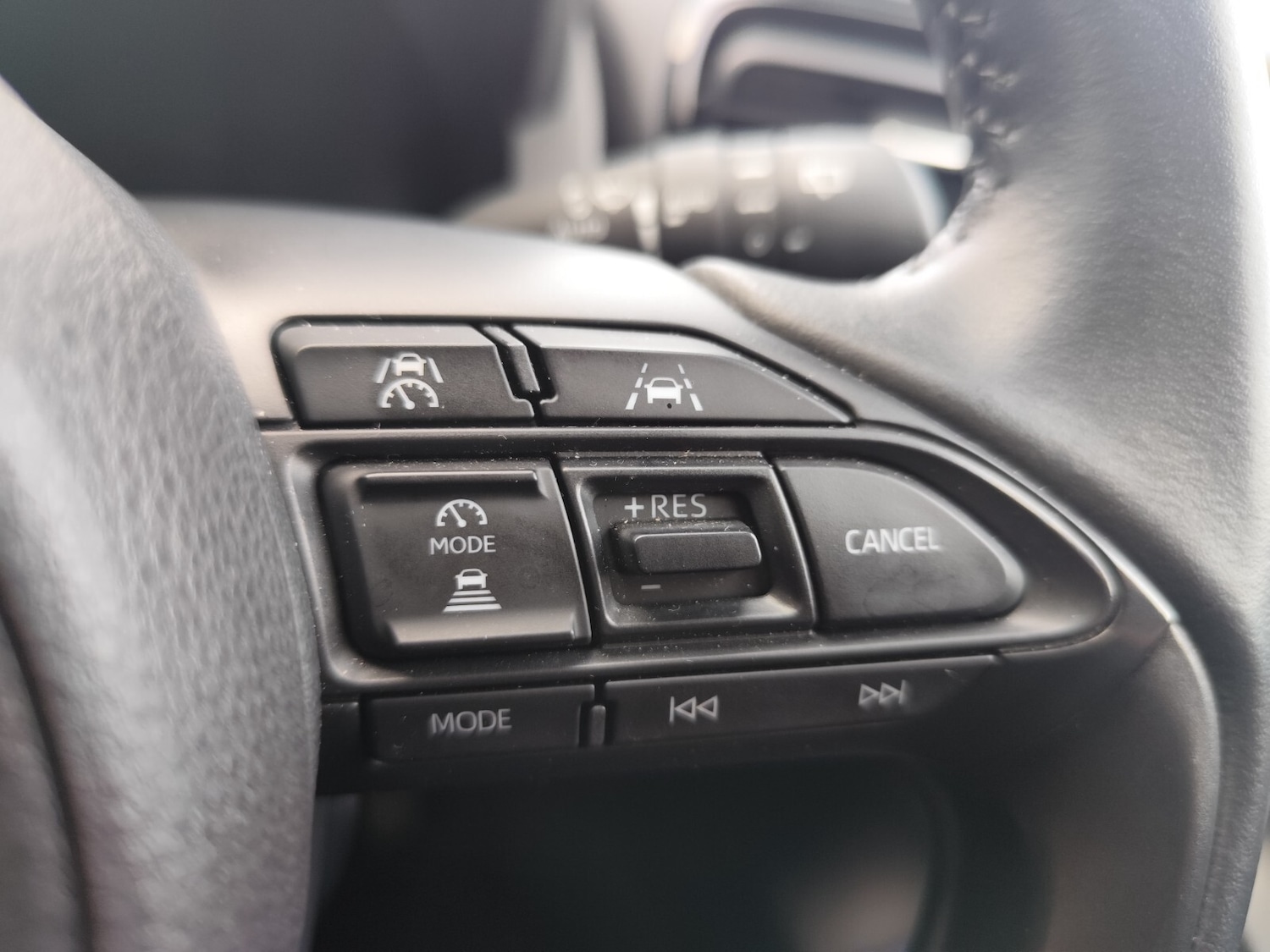 Used Toyota Yaris 2024 for sale - 76400685: Photo 17