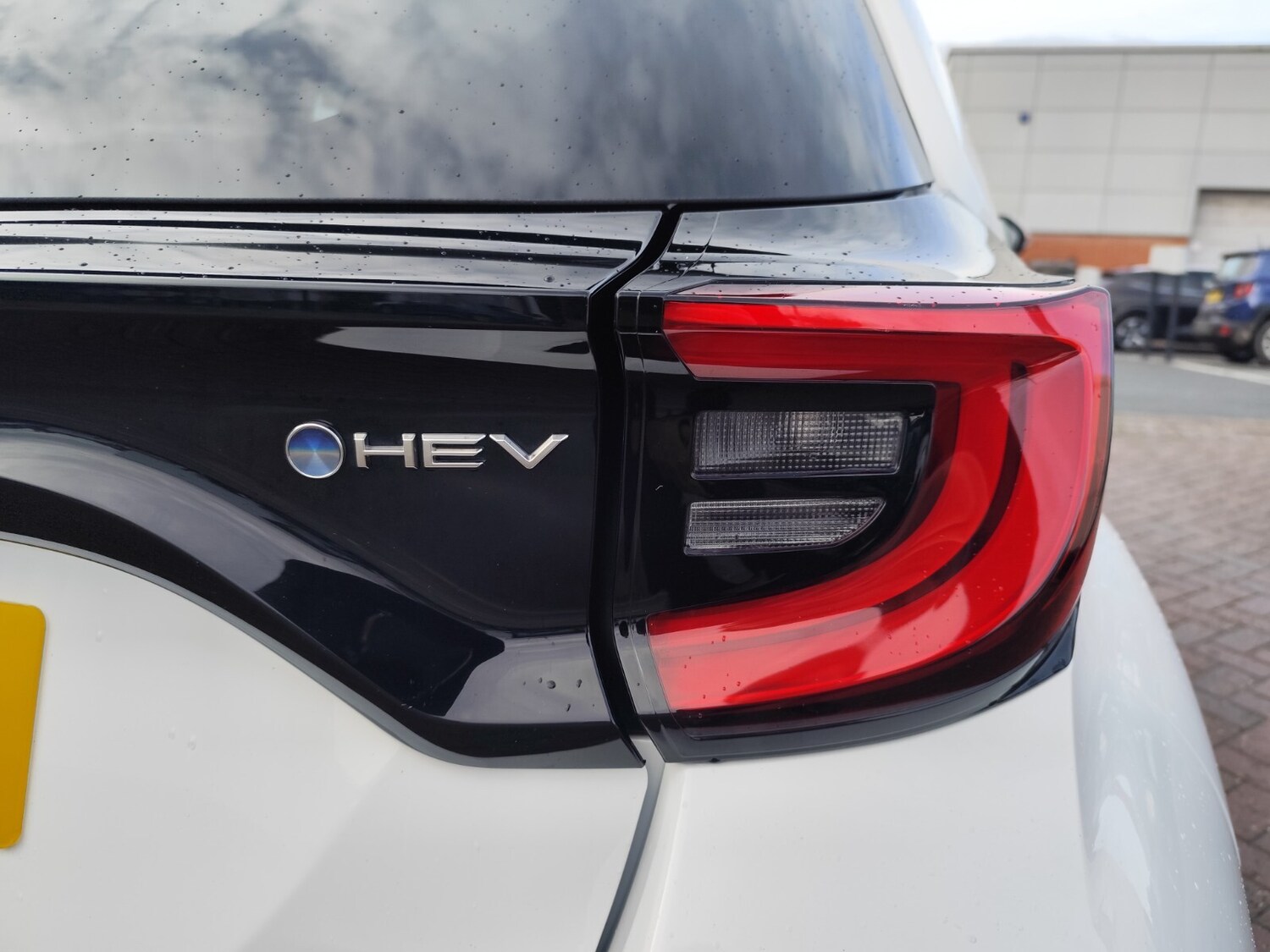 Used Toyota Yaris 2024 for sale - 76400685: Photo 31