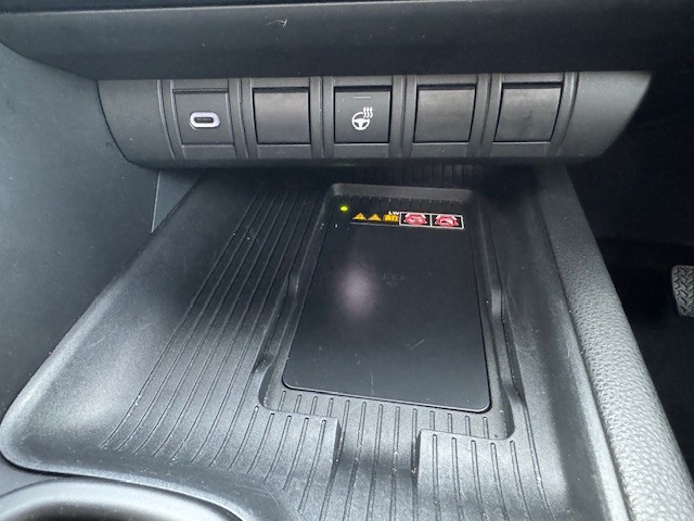 Used Toyota C-HR 2024 for sale - 76894773: Photo 22