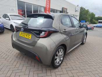 Used Toyota Yaris 2023 for sale - 74720249: Photo