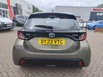 Used Toyota Yaris 2023 for sale - 74720249: Photo
