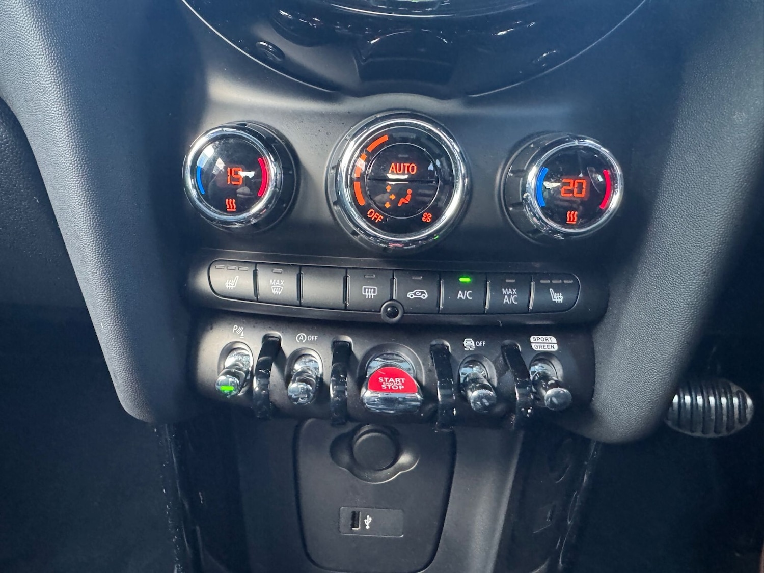 Used MINI Hatch 2022 for sale - 76854691: Photo 24