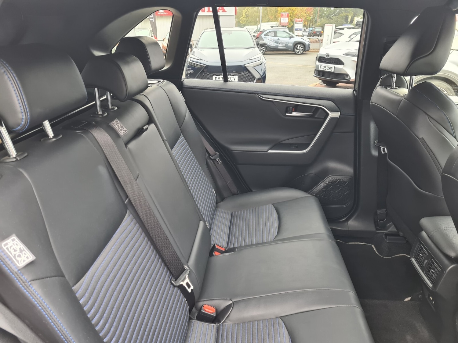 Used Toyota RAV4 2021 for sale - 77393462: Photo 19