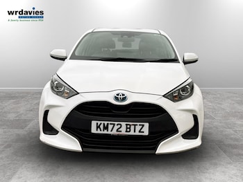 Used Toyota Yaris 2022 for sale - 77960003: Photo