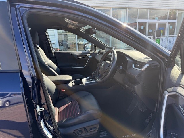 Used Toyota RAV4 2022 for sale - 76276540: Photo 13