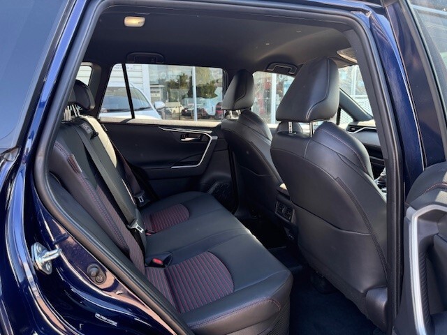 Used Toyota RAV4 2022 for sale - 76276540: Photo 15