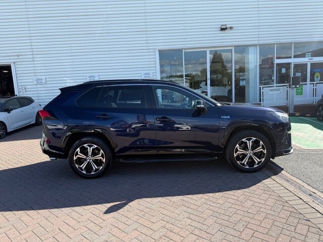 Used Toyota RAV4 2022 for sale - 76276540: Photo 3