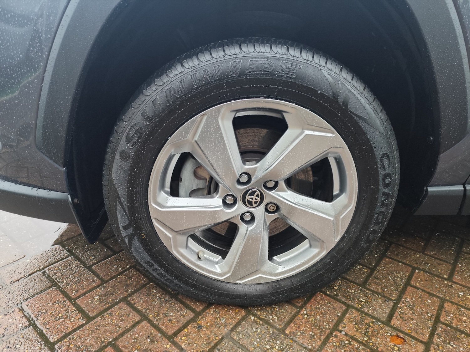 Used Toyota RAV4 2019 for sale - 76568100: Photo 11