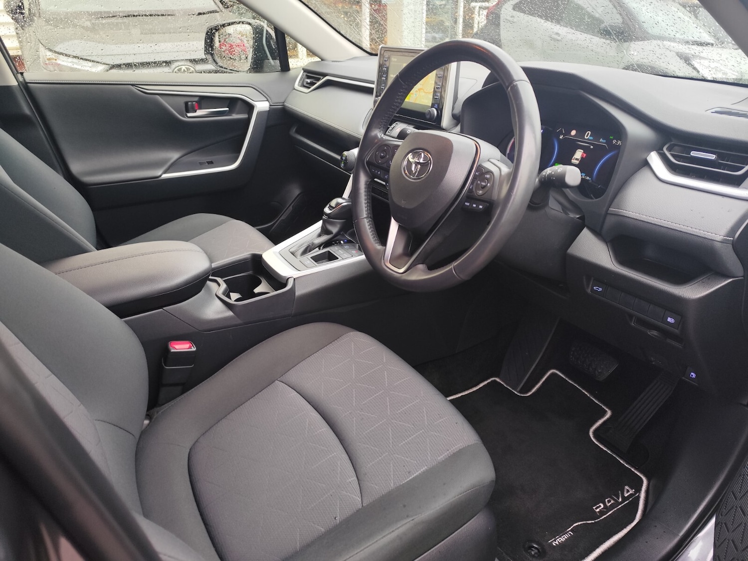 Used Toyota RAV4 2019 for sale - 76568100: Photo 14