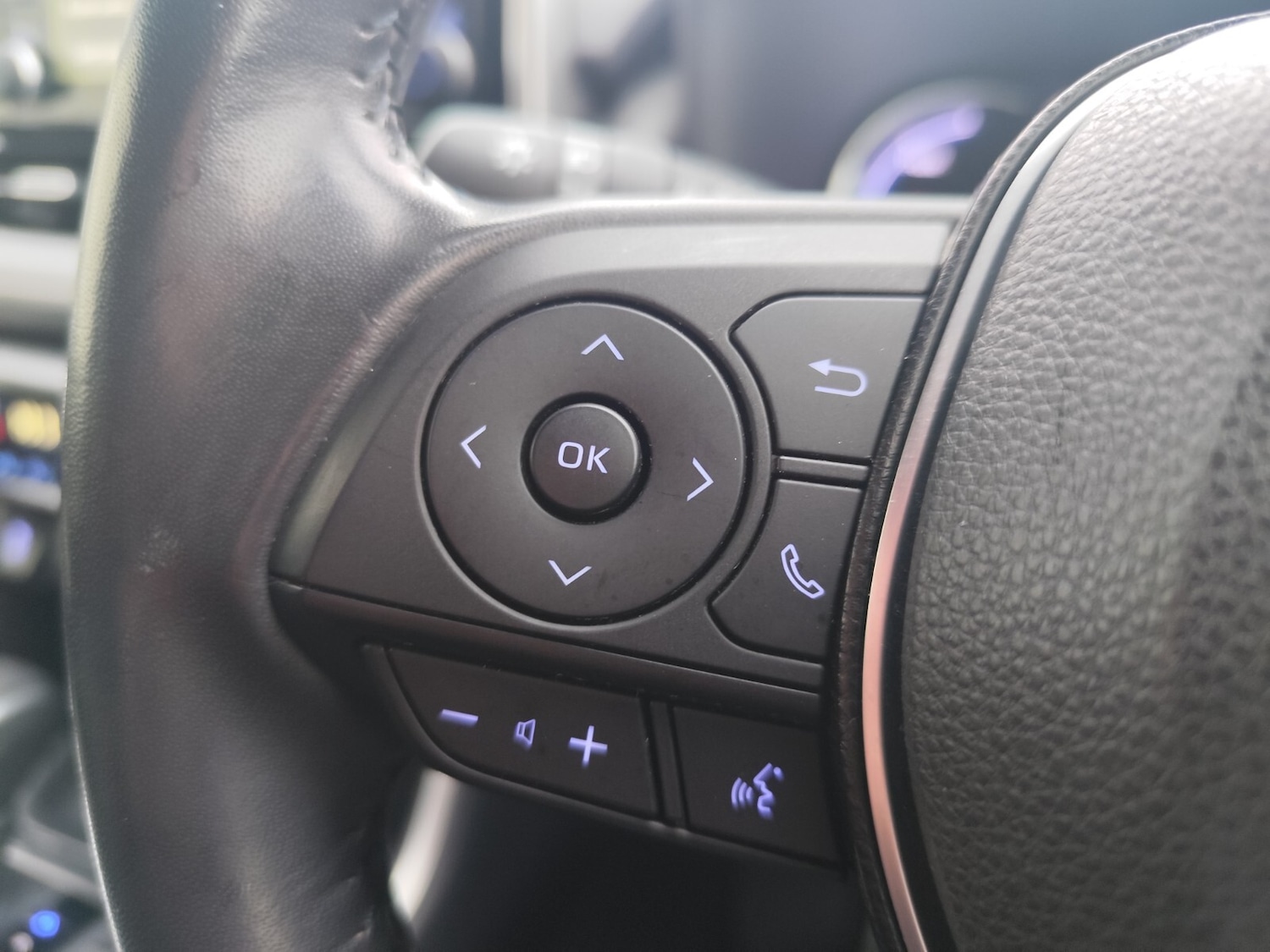 Used Toyota RAV4 2019 for sale - 76568100: Photo 17