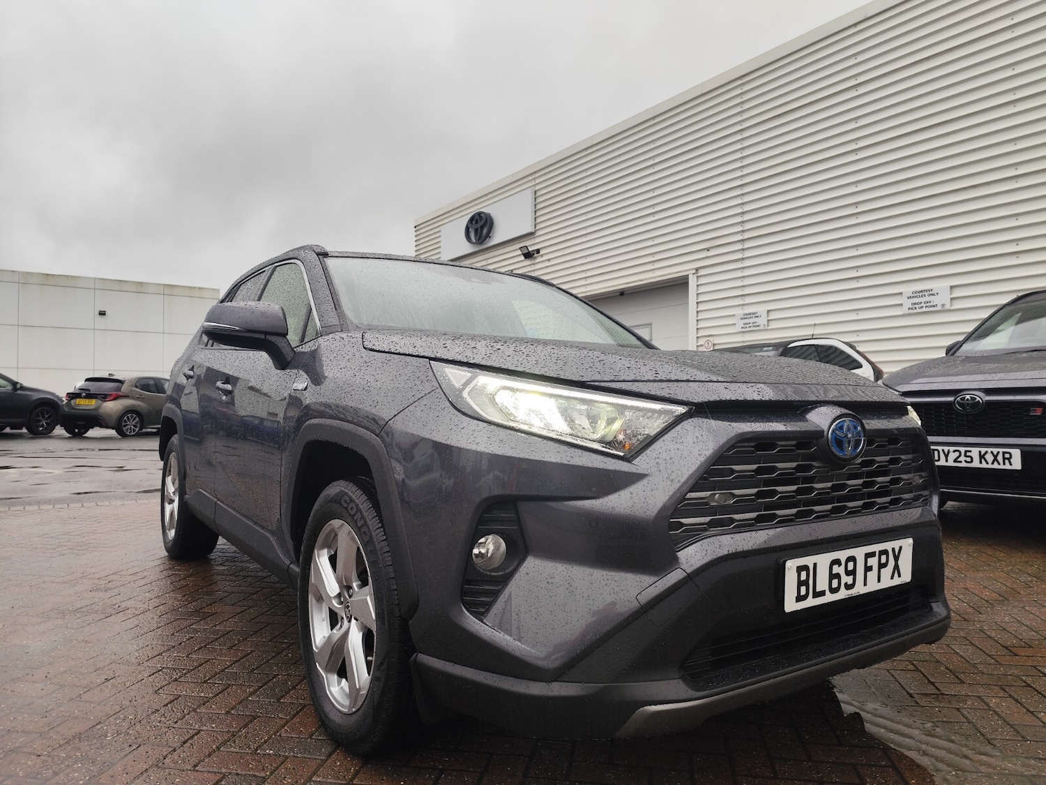 Used Toyota RAV4 2019 for sale - 76568100: Photo 34
