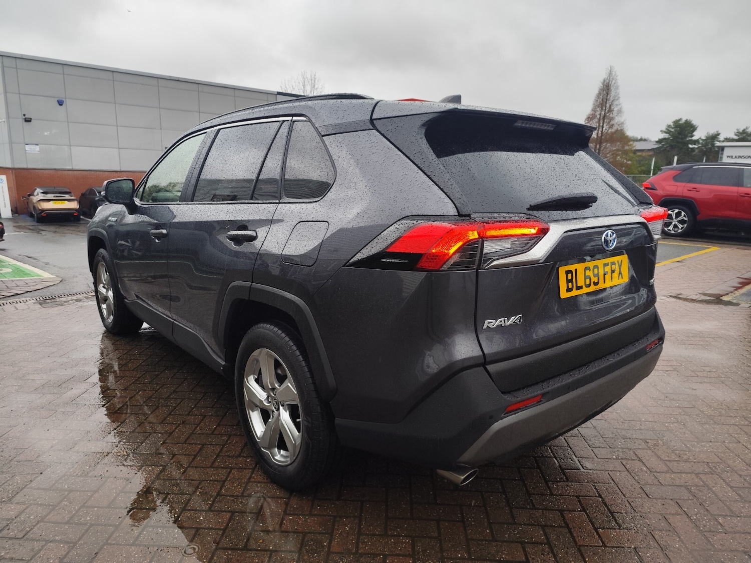 Used Toyota RAV4 2019 for sale - 76568100: Photo 8