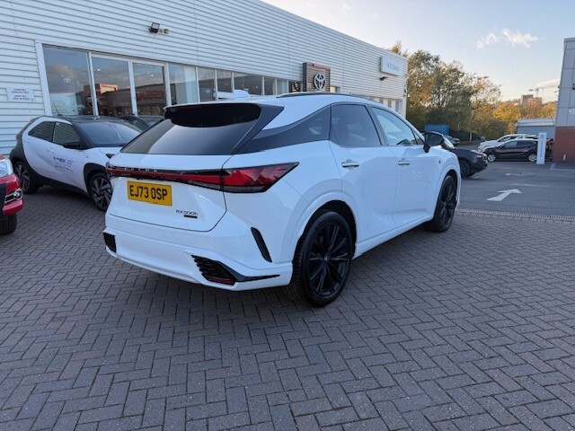 Used Lexus RX 2023 for sale - 76400689: Photo 4