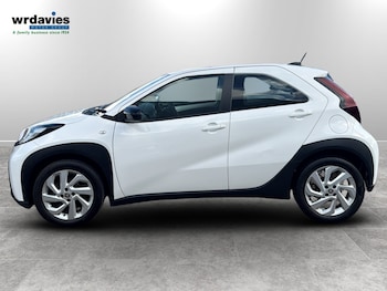 Used Toyota Aygo X 2022 for sale - 77950677: Photo