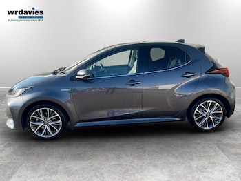 Used Toyota Yaris 2020 for sale - 79117619: Photo