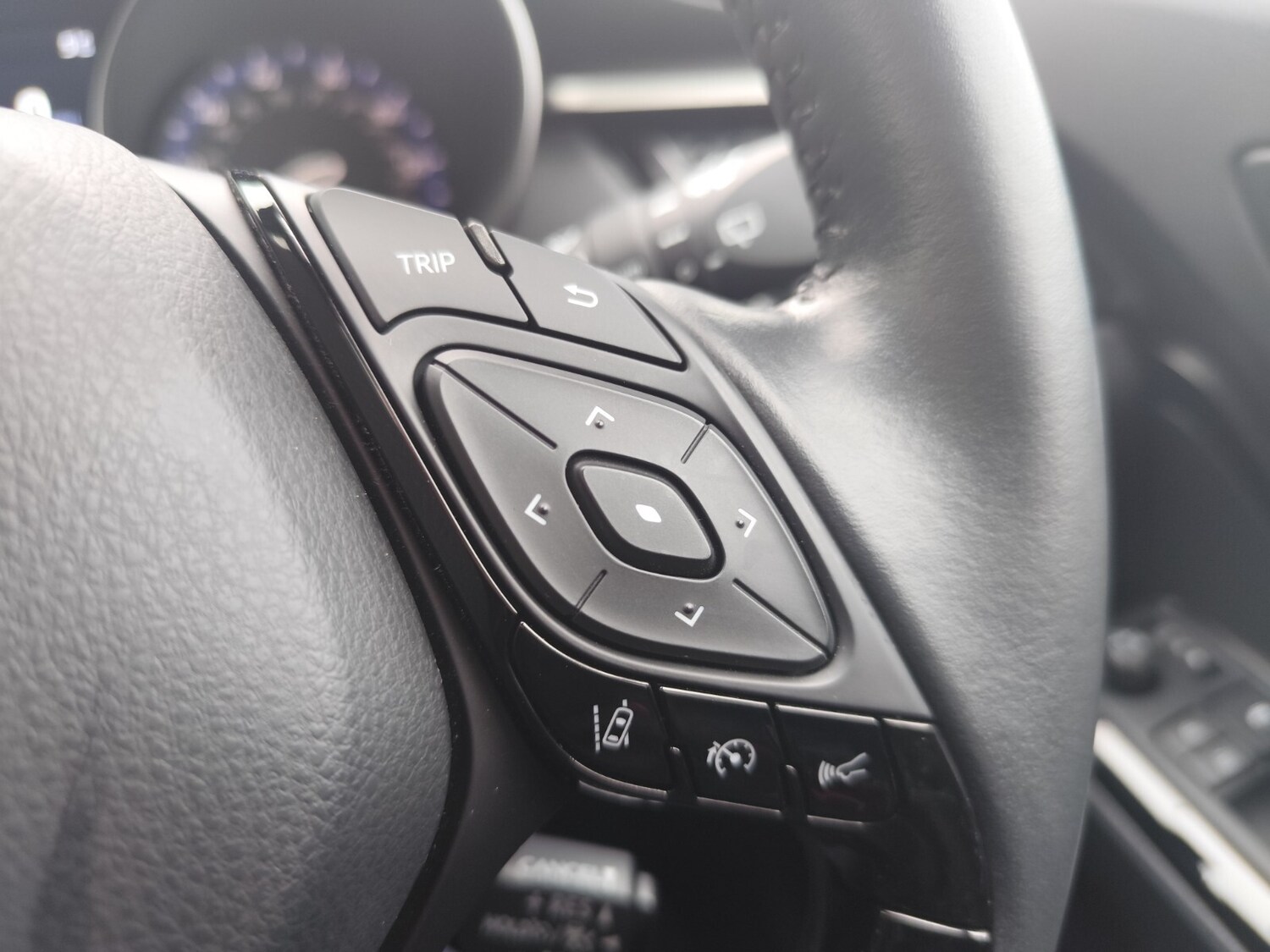 Used Toyota C-HR 2022 for sale - 77532092: Photo 17