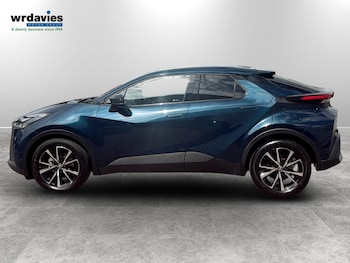 Used Toyota C-HR 2025 for sale - 78575803: Photo