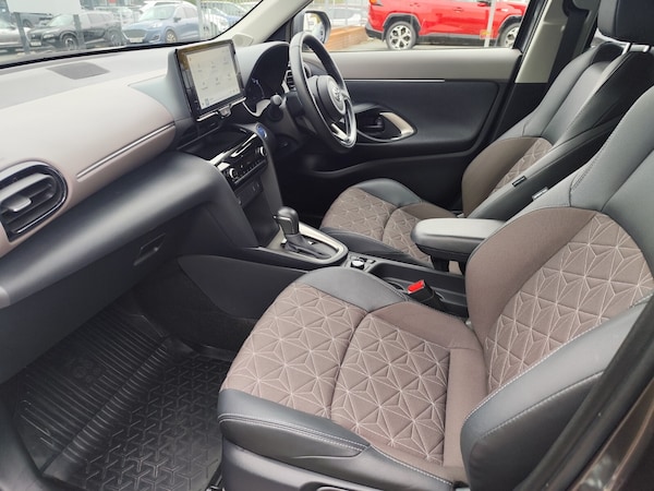 Used Toyota Yaris Cross 2024 for sale - 76276266: Photo 11