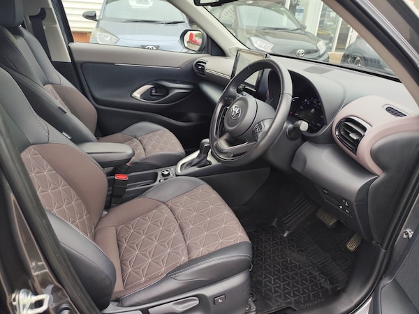 Used Toyota Yaris Cross 2024 for sale - 76276266: Photo 13