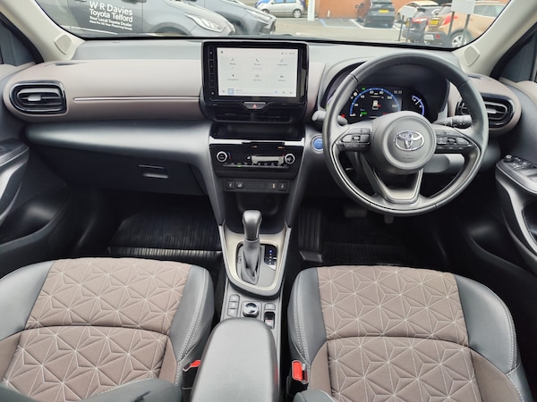 Used Toyota Yaris Cross 2024 for sale - 76276266: Photo 14
