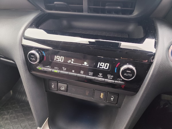 Used Toyota Yaris Cross 2024 for sale - 76276266: Photo 29