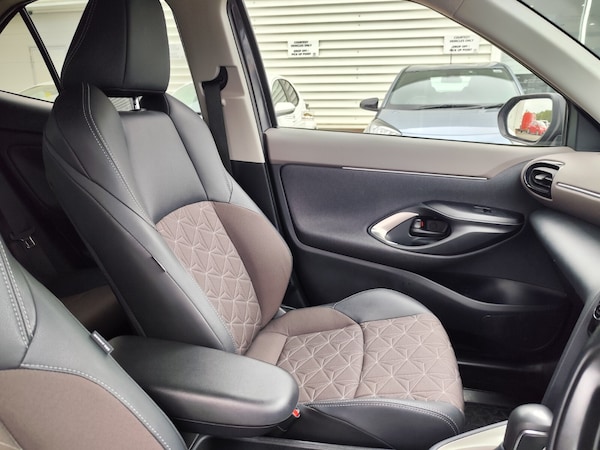 Used Toyota Yaris Cross 2024 for sale - 76276266: Photo 33