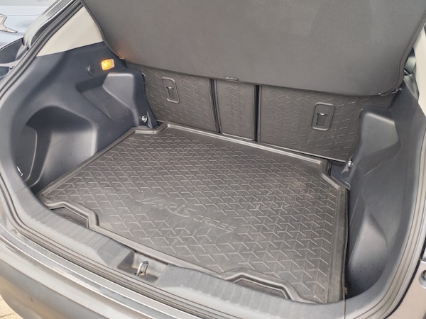 Used Toyota Yaris Cross 2024 for sale - 76276266: Photo 6