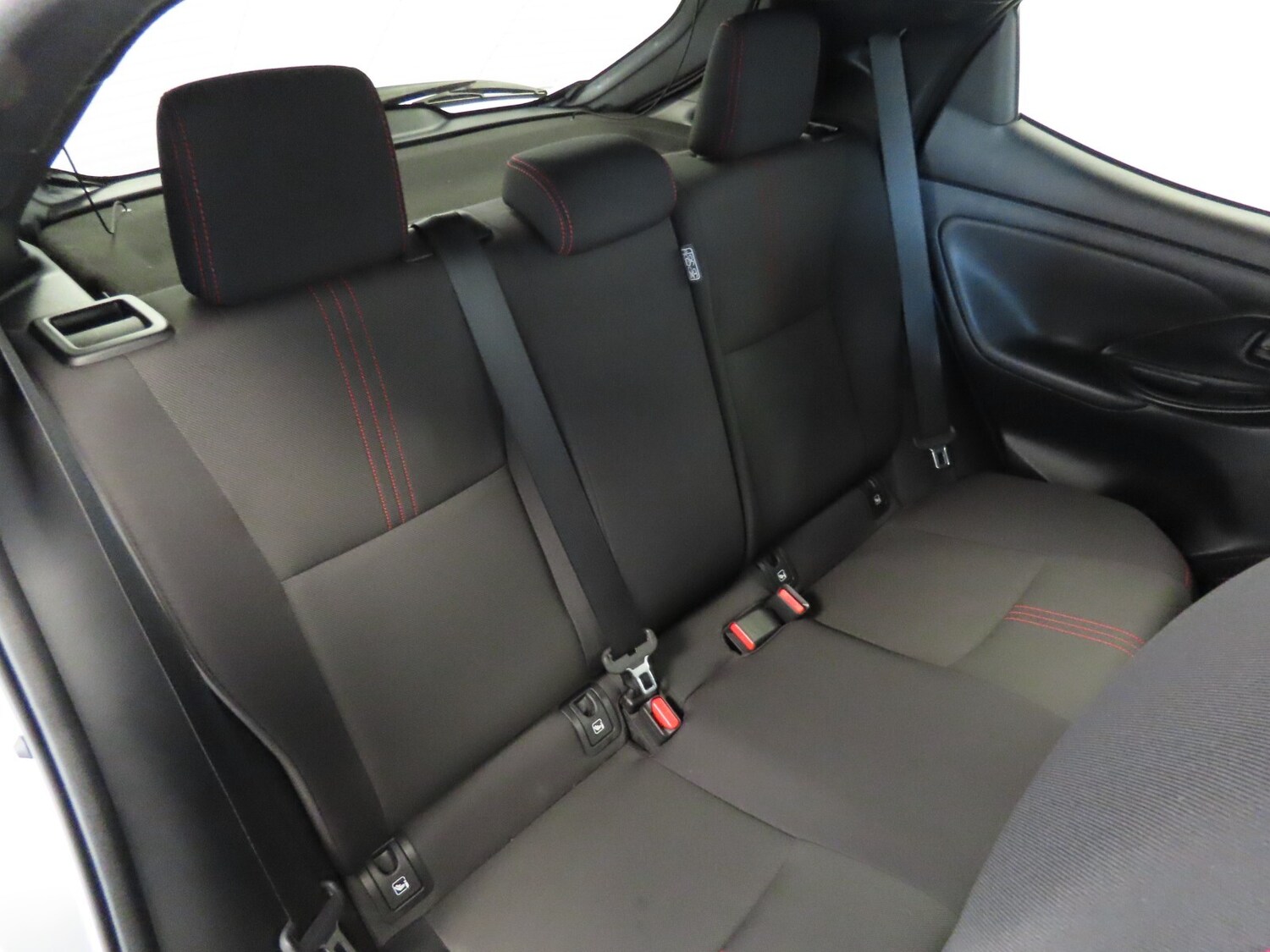 Used Toyota Yaris 2023 for sale - 76276478: Photo 32