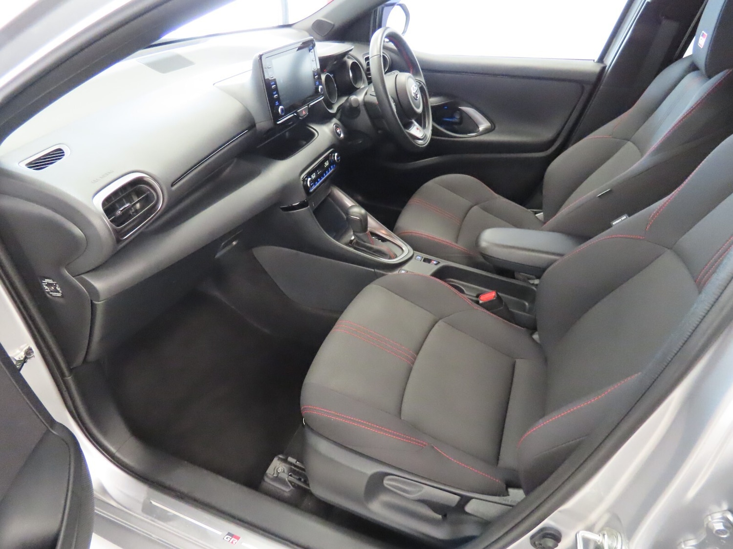 Used Toyota Yaris 2023 for sale - 76276478: Photo 37